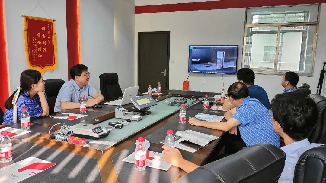 湖南省特種設備管理協會、長沙宏特公司等領導、專家一行來公司考察交流
